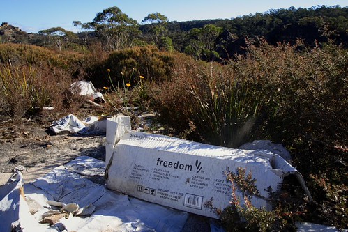 illegal waste dumping,Penny Lane
 sur Flickr